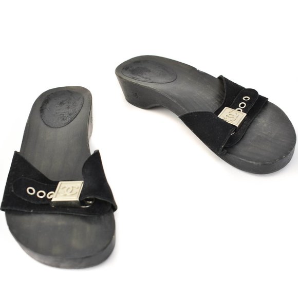 CHANEL Shoes - CHANEL: Black, Suede "CC" Logo, Sandals/Slides